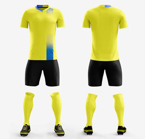 Ensemble de maillot et short de football unisexe pour adultes, sublimation personnalisée, 100% polyester, séchage rapide, vêtements de football avec logos et couleurs personnalisés - Product Image 2