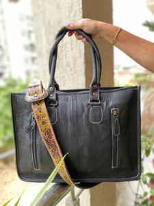 Nouveaux sacs fourre-tout en cuir de fourrure de vachette à imprimé floral usiné à la main véritable sac de soirée élégant occidental et embrayage outillé ensembles combinés uniques - Product Image 4