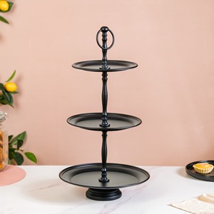 Soporte Clásico de Metal Negro Mate de 3 Niveles para Tartas con Asa de Anillo, Torre Moderna Redonda para Cupcakes, Exhibidor de Postres Escalonado para Fiestas y Buffets - Product Image 1
