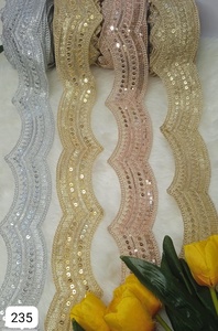 Cintas y cordones bordados a máquina hechos a medida en diseños florales y en trece colores vibrantes y brillantes para vestidos de novia. - Product Image 3