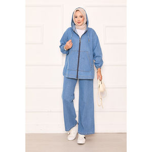 Ensemble en jean bleu pour femme avec fermeture éclair et poche kangourou - Product Image 1