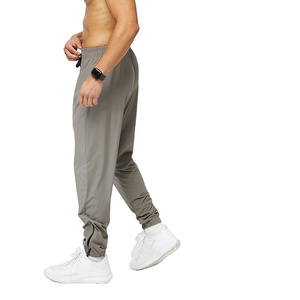 Active Wear Breathable <b>Trousers</b> Custom Sports Soft Fabric <b>Drawstring</b> <b>Men</b> Sweatpants Outdoor Track Pants - Product Image 3