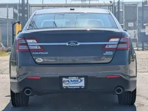 Ford Taurus SEL 2015 - Product Image 3