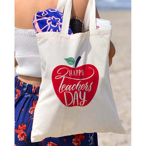 Sac fourre-tout personnalisable rouge pomme pour femme, sac à main résistant à l'eau avec fermeture éclair pour toutes les saisons, idéal pour les enseignants - Product Image 4
