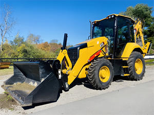 Chargeuse pelleteuse Earth Moving Moteur puissant 2022 Caterpillar 415 Chargeuse-pelleteuse Prêt à expédier Équipement lourd d'occasion - Product Image 2