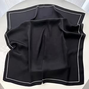 Bandana personnalisée à prix avantageux avec logo, en coton, soie ou polyester, foulard imprimé, bandanas ethniques pour événements - Product Image 1