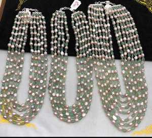 Vente en gros de perles d'eau douce naturelles de 22 pouces et de perles de fraise Collier de perles de pierre de 8 à 10mm d'Inde - Product Image 1