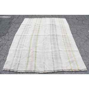 Alfombra Turca, Alfombra Vintage de 5.3x6.8 pies, Alfombra Floral Blanca y Verde - Product Image 1