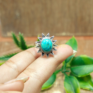 Bague en pierre précieuse turquoise, bague en argent sterling 925, bague faite à la main, design unique, bague statement, bague de promesse, bijoux turquoise, cadeau - Product Image 3