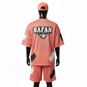 Ensemble de shorts de football pour hommes en polyester premium, tissu respirant en mesh avec empiècements contrastés, logo personnalisé par sublimation pour ensemble de shorts homme - Product Image 2