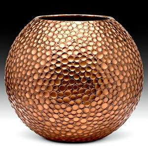 Florero de hierro de metal martillado plateado exquisito hecho a mano decoración moderna para el hogar elegante jarrón de suelo brillante para plantas - Product Image 3