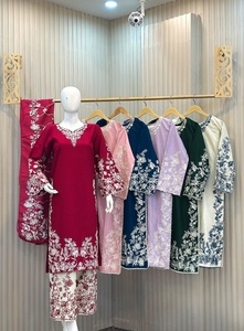 Ssumaira's Luxury Formal Collection Pakistán e India Shalwar Kameez Trajes en tela de gasa Ropa formal - Product Image 6