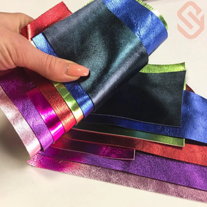 Tube en cuir métallisé pour femmes en cuir violet doux Bruiser élégant sans bretelles en cuir brillant Tube Top pour tenue de fête - Product Image 2