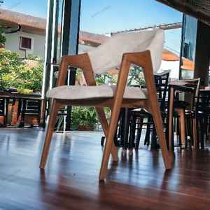 Offre Spéciale classique en bois Chiavari chaise coussin siège gain de place empilable salle à manger Restaurant salon meubles écologiques - Product Image 4