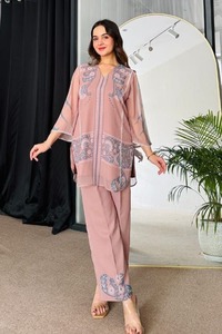 Novedad en ropa exclusiva de diseñador indio paquistaní de calidad superior Salwar Kameez, ropa de fiesta nupcial, Festival de Ropa Étnica - Product Image 3