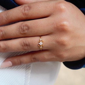 Anillo delicado de oro sólido de 18 quilates certificado por IGI, joyería de diamantes delicados naturales ligeros, anillo de diamantes certificado - Product Image 5