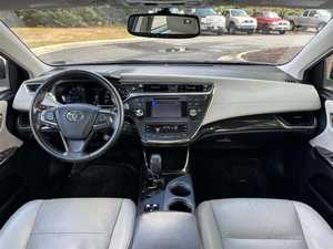 Occasion 2013 pour Av -al -on XLE Premium Volant à Gauche - Product Image 2