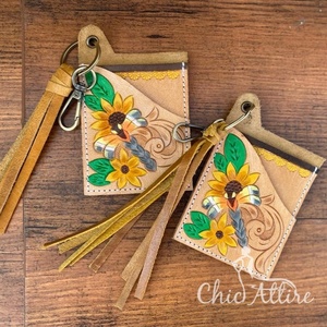 Nouvel arrivage d'étuis porte-cartes ATM en cuir véritable fleuri élégant et mignon petit porte-cartes à pompons de la mode occidentale avec porte-clés - Product Image 1