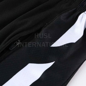 Shorts de sport respirants en polyester de haute qualité avec cordon de serrage, vente en gros, shorts de basket-ball en mesh personnalisés pour hommes - Product Image 5