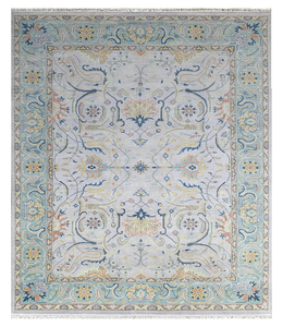 Tapis élégant d'inspiration persane à poils courts en mélange de laine avec une finition douce et brillante pour une décoration raffinée des sols de la maison - Product Image 1
