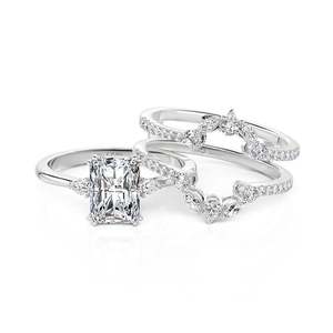 Ensemble de bagues Jeulia en rhodium plaqué avec diamants effet glace pilée et trois pierres, embellisseur de cluster - Product Image 4