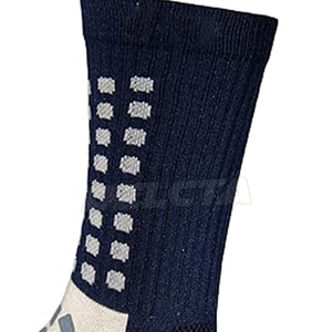 Chaussettes de sport pour hommes à hauteur du genou, 2 orteils, été, de haute qualité, sur mesure, avec couleurs et logo personnalisés - Product Image 4