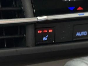 Asientos de Tela Turbo Oscuros Usados para Sienna XLE Manual Izquierda 2024 en Venta - Product Image 4