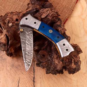Couteau pliant en acier damassé de haute qualité avec gaine en cuir OEM personnalisable pour une utilisation en extérieur - Product Image 2