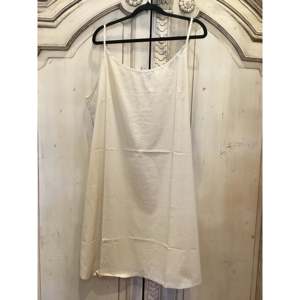 Shorts de Algodón Cómodos con Diseño SAND - Product Image 1