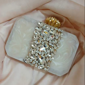 โอเด็ตต์คลัทช์สีทองสำหรับผู้หญิงกระเป๋าคลัทช์เรซิ่นประดับด้วยหินขนาดใหญ่ประดับมุกชุบทองสไตล์วินเทจสำหรับผู้หญิง - Product Image 1