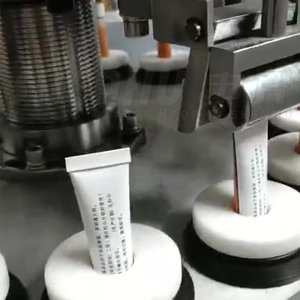 Máquina Automática <span class=keywords><strong>de</strong></span> Alta Precisión para Llenado y Sellado <span class=keywords><strong>de</strong></span> Tubos Flexibles <span class=keywords><strong>de</strong></span> <span class=keywords><strong>Aluminio</strong></span> para Líquidos Viscosos, Crema, Pasta <span class=keywords><strong>de</strong></span> Dientes y Ungüento - Product Image 3