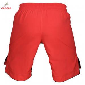 Shorts d'entraînement MMA légers et écologiques en tissu confortable avec un matériau durable, un design de mouvement flexible et un logo frontal - Product Image 3