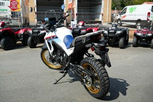 SPEEDER PREMIUM XL750STransalps Moto de tourisme aventure (ADV) de poids moyen - Product Image 3