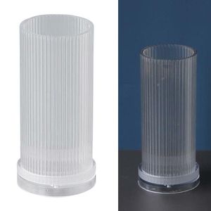 Bougeoir décoratif transparent en acrylique moderne pour la maison et les événements - Product Image 2