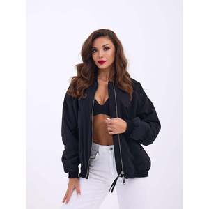 Chaqueta Negra 7272 para la Temporada de Otoño - Product Image 1