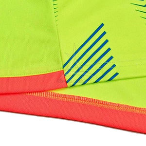 Ensemble de maillot de football classique pour hommes avec logo personnalisé, tissu doux, respirant, léger, 100% polyester, couleurs personnalisées - Product Image 4