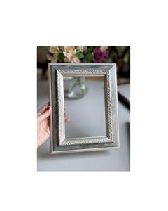 Marco de fotos artístico de madera rústica para la pared de la sala de estar que combina simplicidad, elegancia, durabilidad y diseño sostenible. - Product Image 5