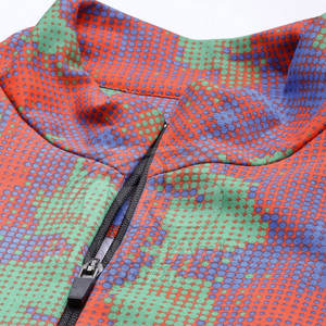 Ensemble de survêtement de sport respirant pour homme, design de survêtement de sport pour homme, ensemble de vêtements de sport actif - Product Image 3