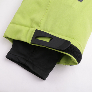 Veste à capuche softshell de qualité supérieure pour femmes vestes softshell imperméables personnalisées fabriquées au Pakistan - Product Image 3