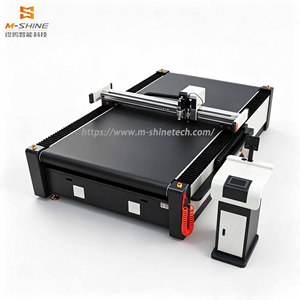 Machine <span class=keywords><strong>de</strong></span> découpe numérique M-SHINE TECH 1625 CNC à couteau oscillant pour cuir, tissu, mousse, caoutchouc, joint, carton - Product Image 1