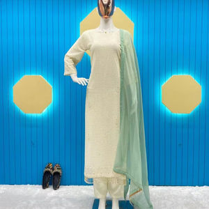 El último diseñador Faux Georgette bordado secuencia trabajo Kurti Set por FabZone - Product Image 3