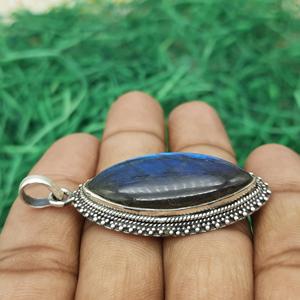 Vente chaude Flash Labradorite Pendentif 925 En Argent Sterling Unique Fait À La Main Naturel Labradorite Ovale À La Main Pendentif Cadeau Pour Elle - Product Image 2