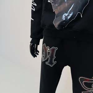 ชุดวอร์มฤดูหนาว OEM สไตล์สตรีทแวร์ ผ้าฝ้าย ซิปเต็มตัว กางเกงทรงบาน ล้างสีแบบ Acid Wash สำหรับผู้ชาย - Product Image 2