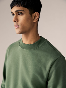 Sudadera informal de cuello redondo OEM para hombre, jersey de color sólido con forro polar de manga larga, ropa de calle cálida para invierno, diseño ligero - Product Image 6