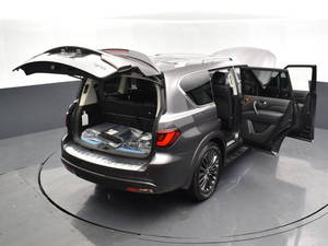 บริสุทธิ์สะอาด2024 Infiniti QX80 - Product Image 4