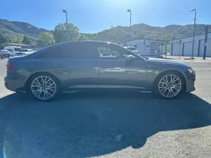 Audi A6 2022 impecablemente limpio - Product Image 2