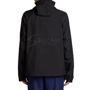 Ensemble coupe-vent respirant avec motif facile à porter Ensemble coupe-vent de qualité supérieure avec coutures durables et style épuré - Product Image 4