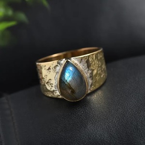 Good Quality Natural Labradorite <b>Ring</b> for Spiritual Healing or Chakra Balance and Everyday Elegance Available for Bulk Quantity - Product Image 1