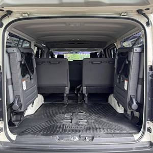 Toyota Hiace Commuter Deluxe Usada del 2023 - Product Image 5