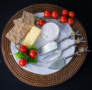 Best Selling Hammered Bee Design Handle <b>Cheese</b> <b>Knife</b> <b>Set</b> For Home Hotel Restaurant Use Item - Product Image 6